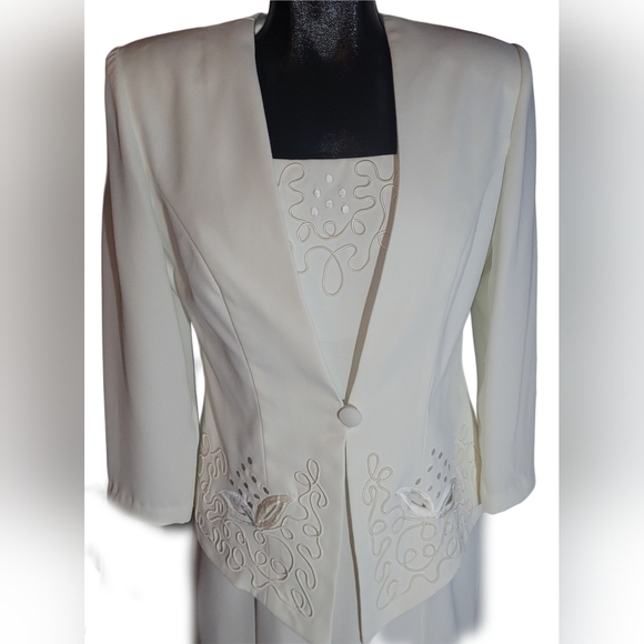 Nu Mode White Formal Bridal Two-Piece Sleeveless Dress Suit 7/8 - Picture 10 of 10